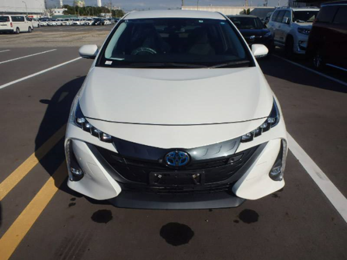 Toyota-Prius PHEV-2019(S)
